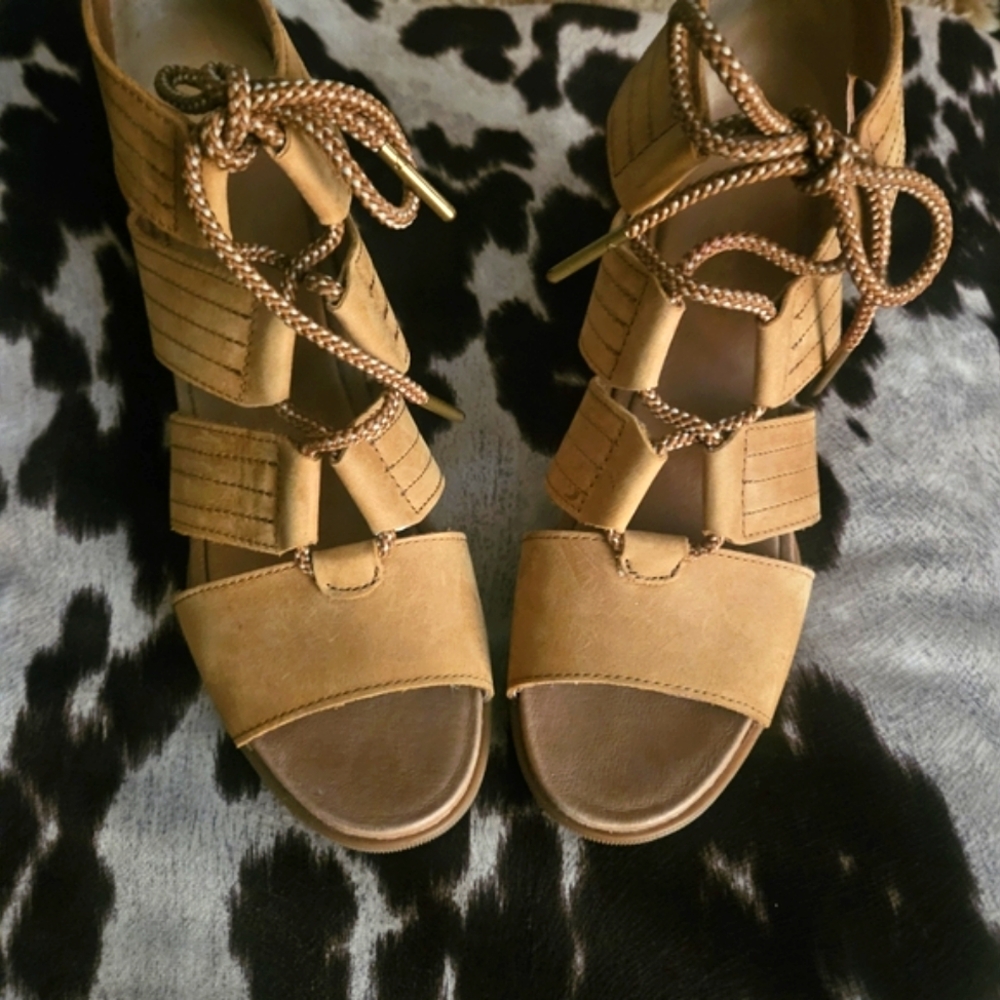 Sorel Joanie II Lace Wedge sandals - Picture 3 of 7